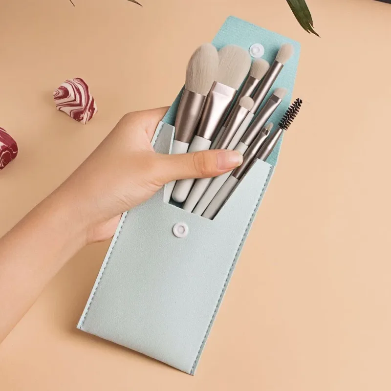 8Pcs Mini Macaron Soft Makeup Brushes Set Portable Beginner Beauty Tools for Blush Eyeshadow Complete Cosmetic Brush Kit