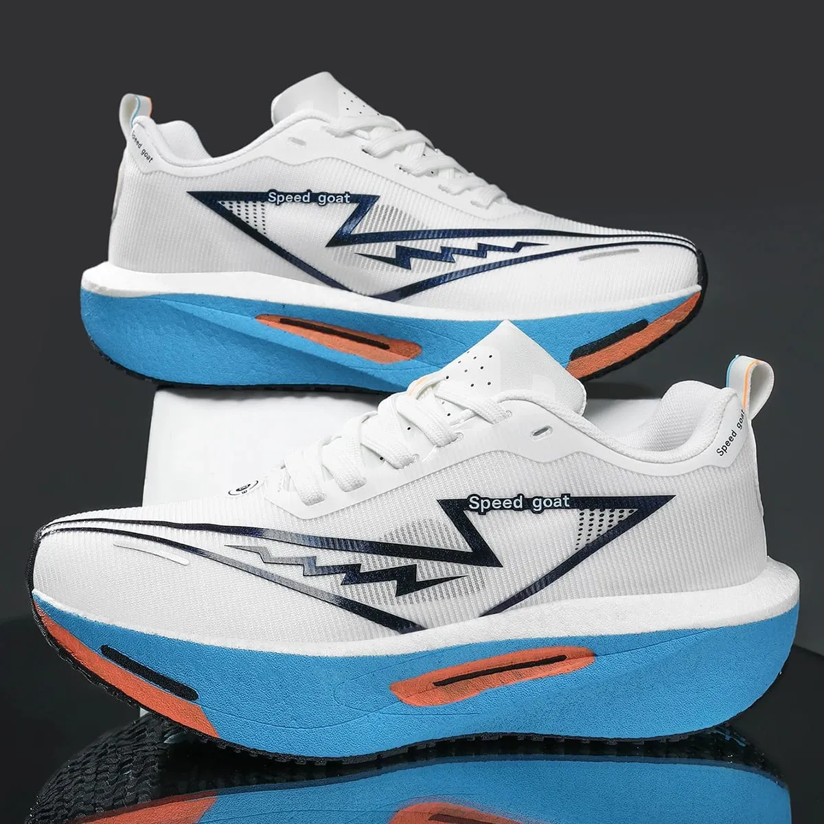 New Four-Season Versatile Non-Slip Shock-Absorbing Technology Carbon Plate Sports Casual Shoes Running Shoes Fitness Shoes Unise — image 3