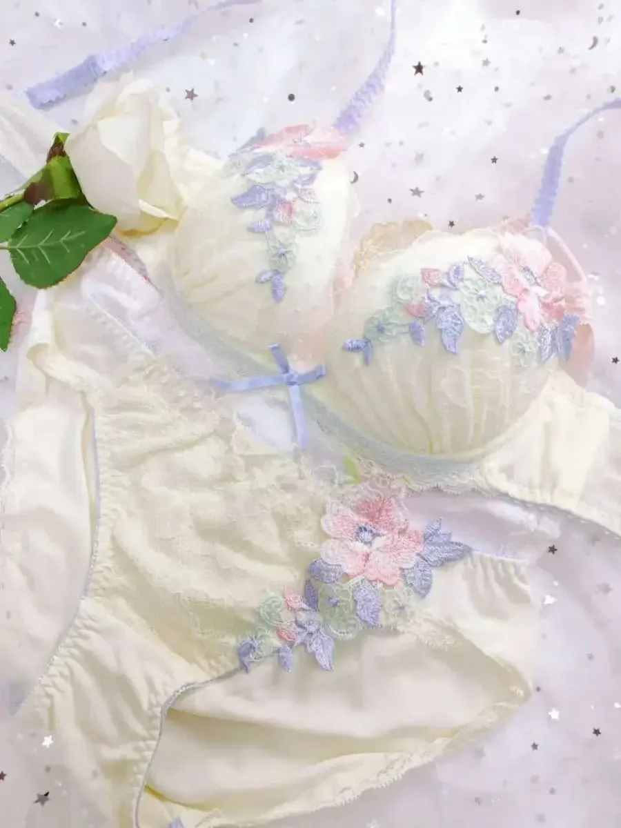 Sweet Lolita Lingerie Set: Floral Lace Applique Push Up Bra & Panty Set Cute Sexy Underwear — image 5