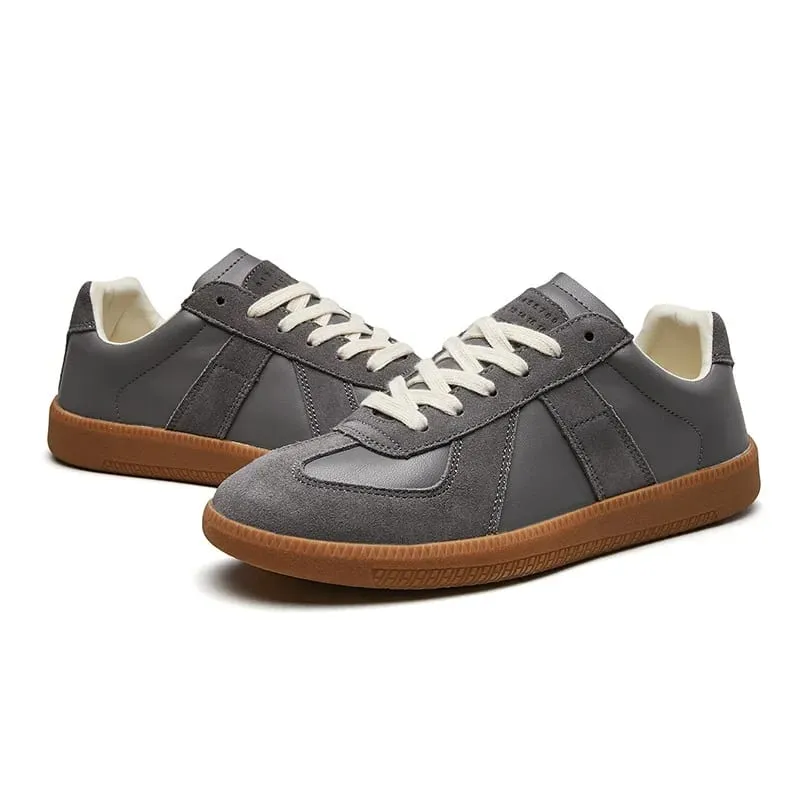 Men Retro Suede Leather Casual Sneakers Lace Up Flat Skate Shoes Comfortable Non Slip Sports Shoes for Men