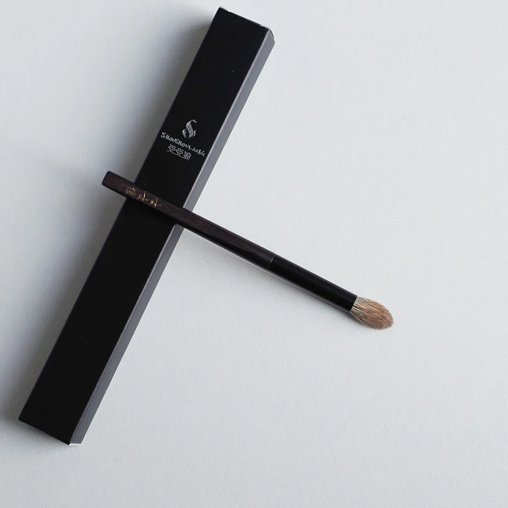 Shoushoulang Hand Crafted Makeup Brush Tapered Eye Shadow Blending Brush S1 Goat Squirrel Hair Ebony Wood Handle Makeup Brushes