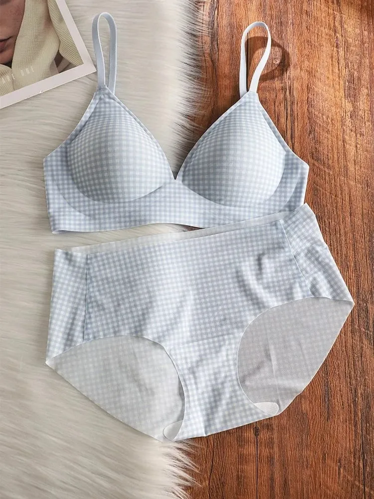 Elegant Seamless Bralette Small Bust Gathering Anti-Sagging Manipis Adjustable Straps Wirefree Comfort Fit UK Light Support Bra Set — image 2