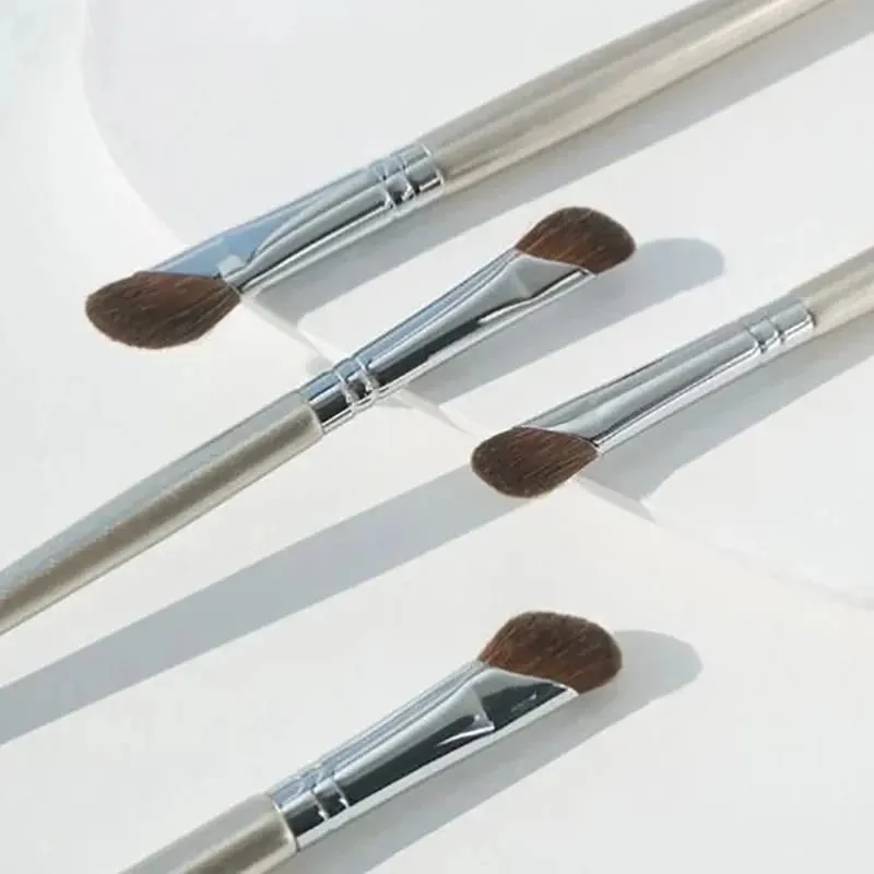 Nose Contour Brush Flat Nose Contour Brush Angled Contour Makeup Brush Natural Hair Angled Contour Shadow Smudge Makeup Brushes