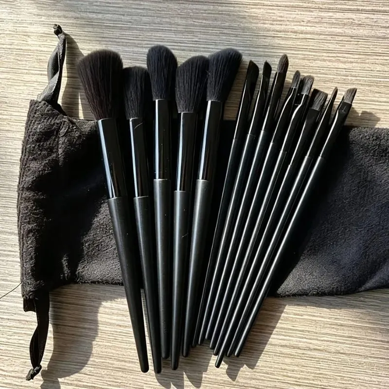 16Pcs Makeup Brush Set w/ Pouch & 2 Sponges Vegan Soft Bristles Full Face Kit Foundation Contour Eyeshadow Lip Gift — image 4