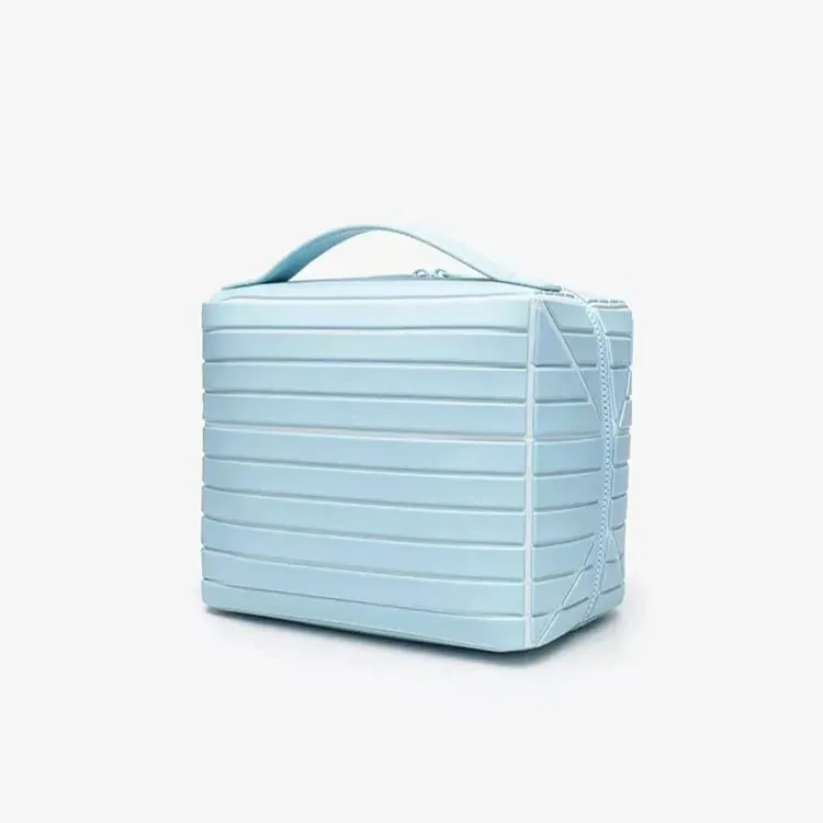 Fold-Down Travel Makeup Bag Waterproof Large Toiletry Bag Hanging Cosmetic Organizer with No-Spill Compartments for Makeup Use