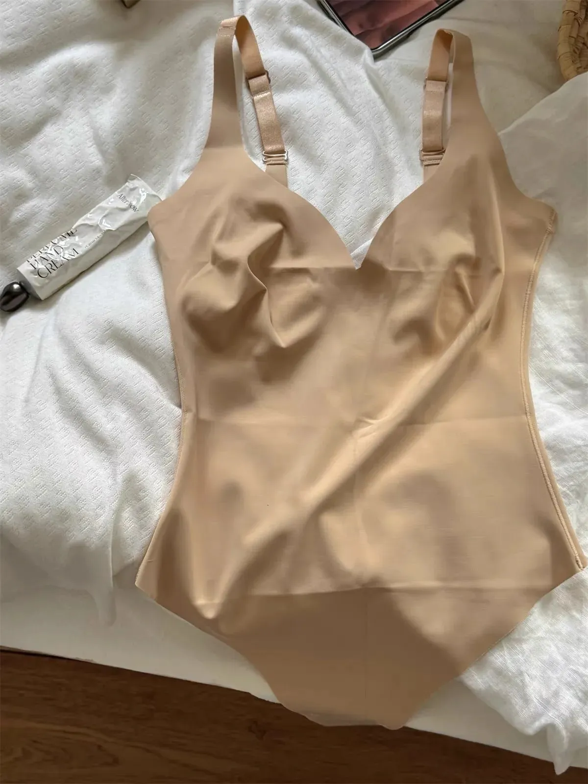 Seamless Shapewear Bodysuit Woman Solid Ultra-Thin U-Back Bodysuit Female High Elasticity Slim Camisole One-Piece Underwear New — image 8