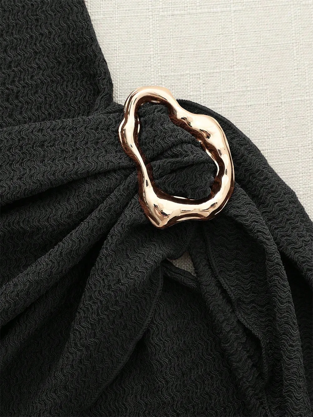 Women's Elegant Texture Fabric Pleating Waist Sice Ribbon Slim Fit Mini Dresses Casual Metal Buckle Solid Color Dress Summer — image 5
