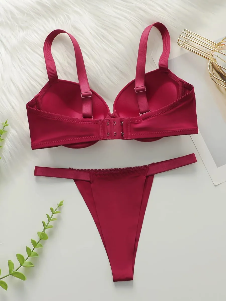 Thickened chest cushion gathering and lifting underwear set red sexy 2-piece set preferred for dating and gift giving B2051 — image 2