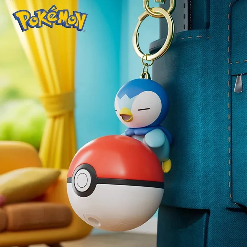 Pokémon Roztomilá zářící série Charm PokeBall Keychain Model Panenka Pikachu Piplup Bulbasaur Akční figurka Kreslená taška Příslušenství Dárek