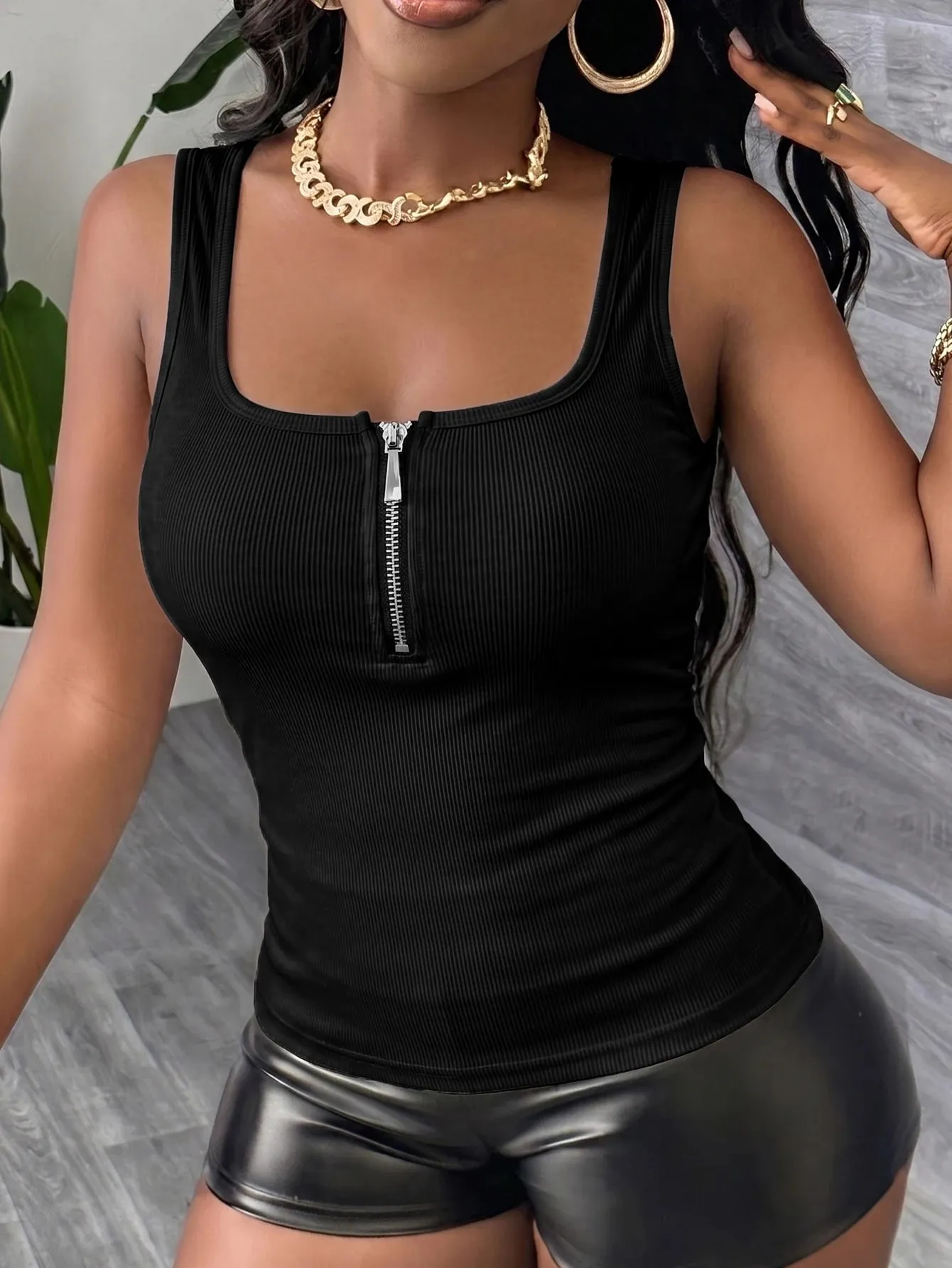 Women's Mock Half-Zip Tank Top Ribbed Solid Color Sleeveless Cami Top Fashion Soft Casual Sports Vest Top