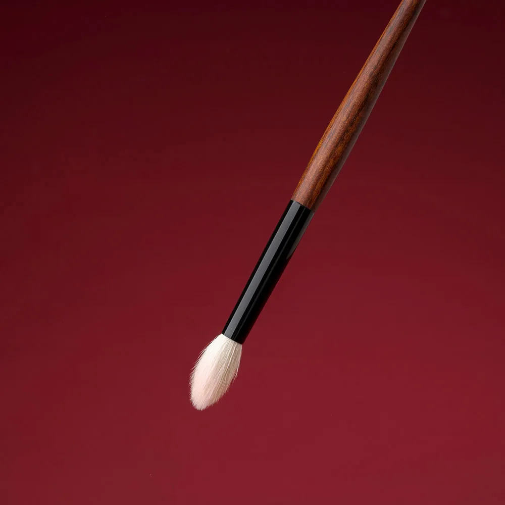CL145 Soft Saikoho Goat Hair Tapered Nose Eye Shadow Blending Brush African Rosewood Handle Makeup Brush Handmade Makeup Brushes