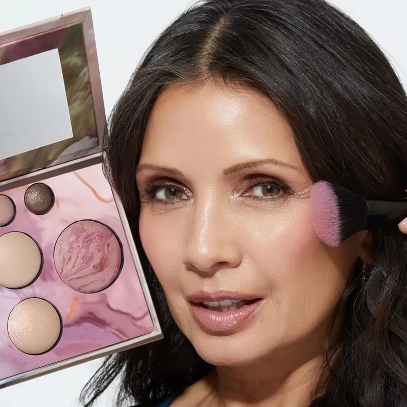 Tuscan Dreams Holiday Baked Starter Kit (4PC)-- Full Face Makeup Palette Foundation na may Limited Edition Brushes