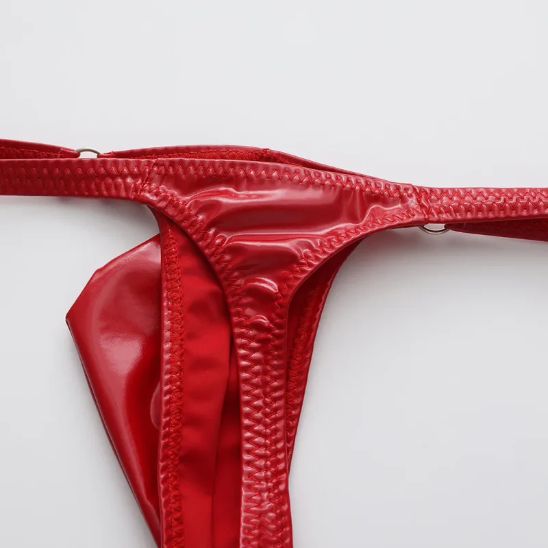 String en cuir brillant pour hommes, 1 pièce, avec anneau en métal, tongs, pochette bombée Gay, taille basse, sous-vêtements extensibles, exposant les fesses, Sexy