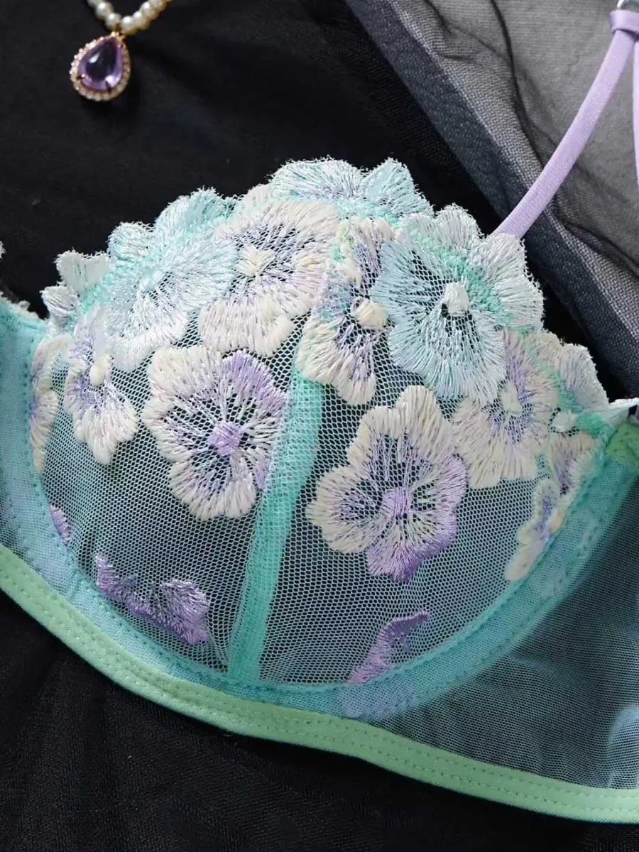 Sheer Mesh Floral Embroidery Lingerie Set Women Underwire Bra And Thong Set Color Contrast Sexy Lace Intimate Lingerie