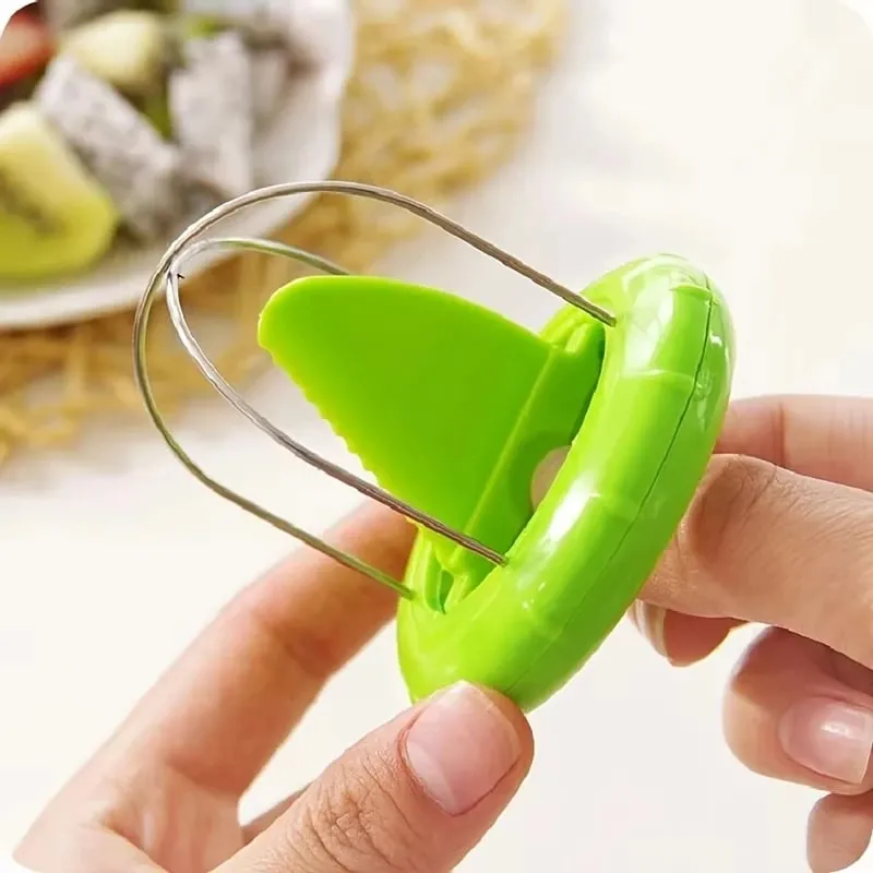 Fast Fruit Kiwi Cutter Peeler Slicer Kitchen Gadgets Stainless Steel Kiwi Peeling Tools Kitchen Creative Fruit Peeler — image 2