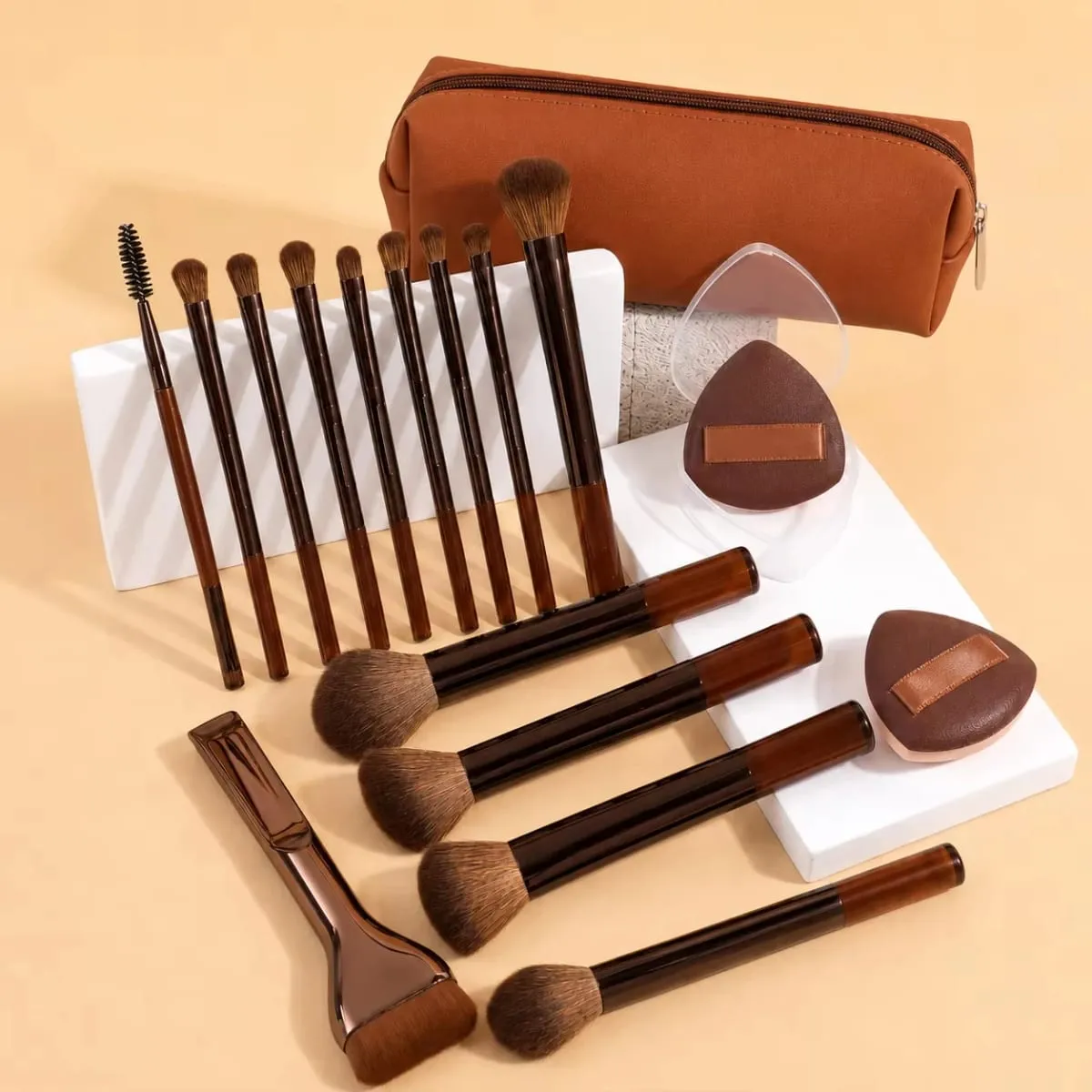 Brush Set Includes 14pcs Makeup Brushes + 1pc Makeup Bag + 2pcs Makeup Sponges Containing Foundation Brush Blush Brush