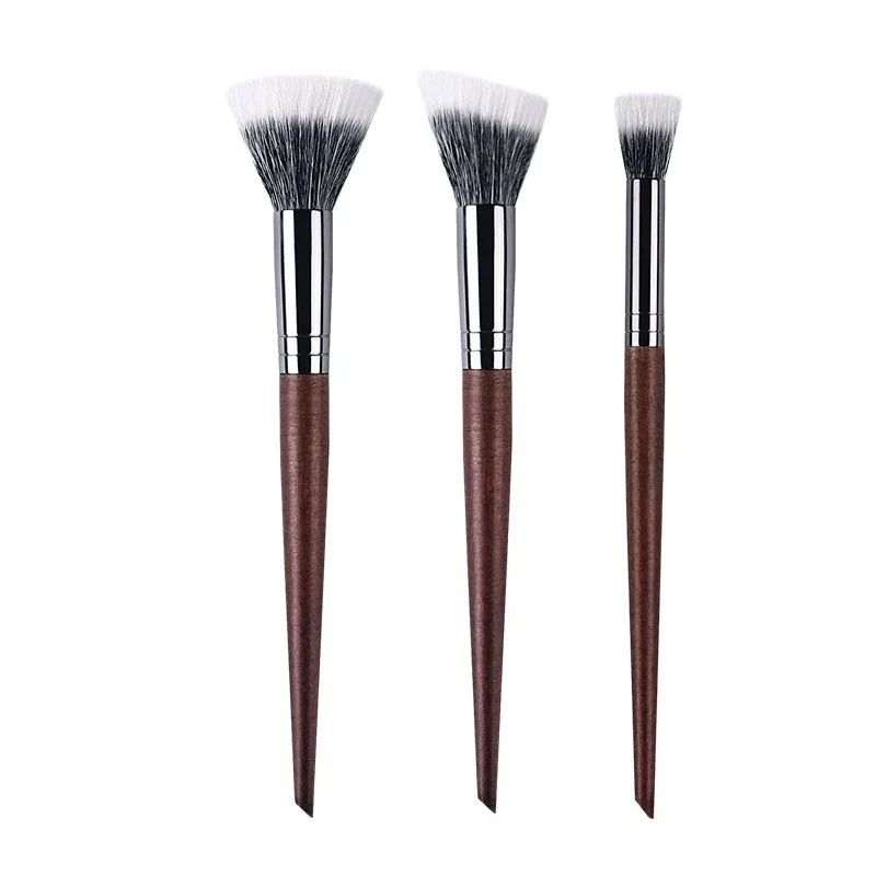 Pinceaux de maquillage professionnels réglage du contour de la poudre pinceau de maquillage multifonctionnel pointillé Blush doux poils de chèvre en bois naturel
