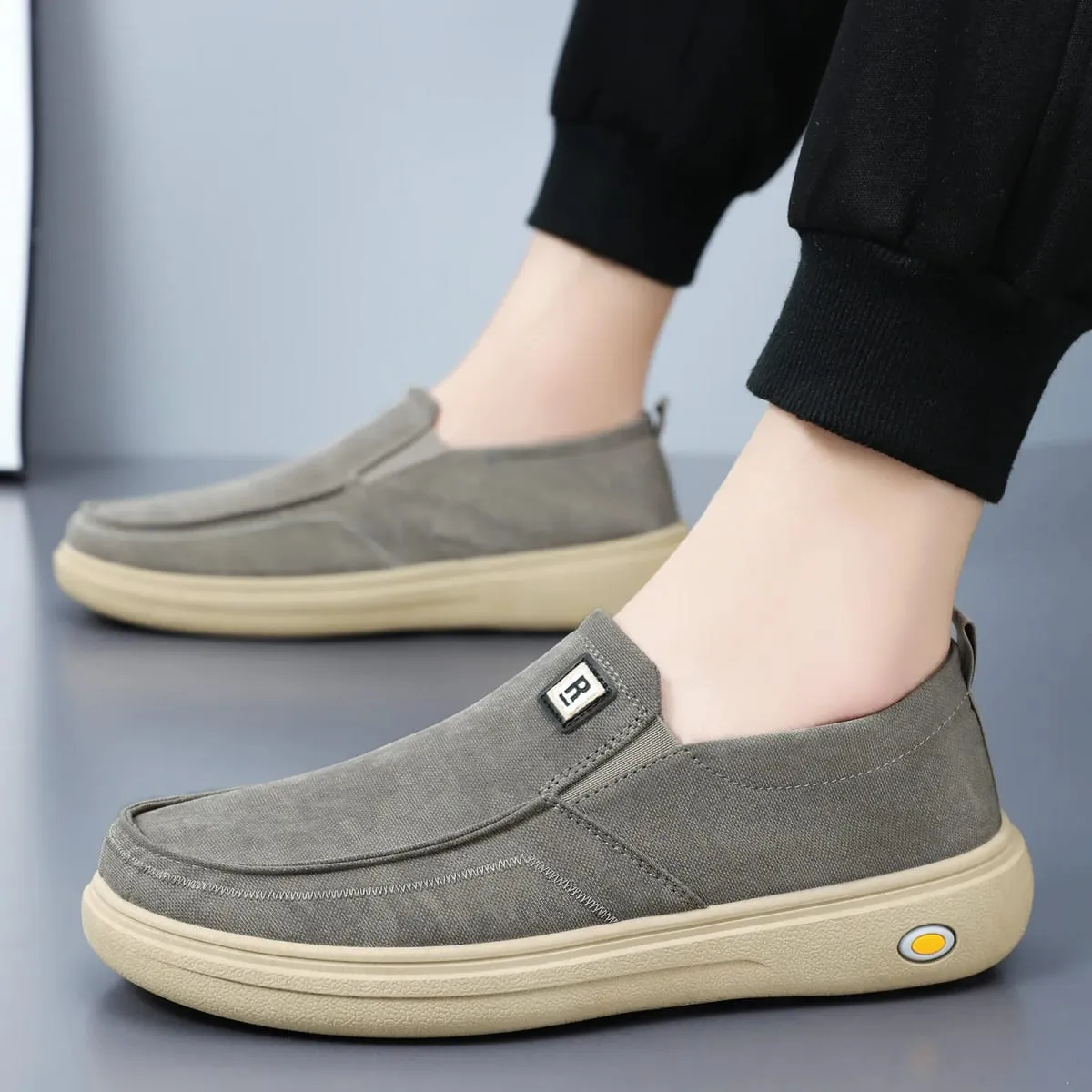 Quality of Fabric Shoes for Men's Summer Flat Casual Canvas Shoes Lightweight and Breathable Men's Shoes — image 3