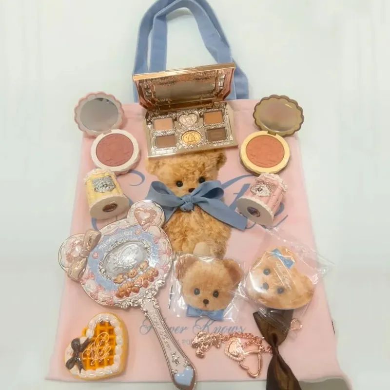 Flor sabe kit de maquiagem querida urso corretivo paleta seda cetim blush lábio geléia espelho clipe de cabelo saco de maquiagem mini pó conjunto — image 3