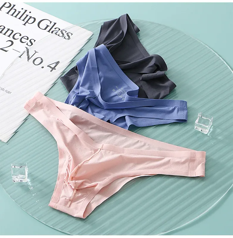 Intimo da uomo a triangolo piccolo a mezza anca a vita bassa sexy da uomo giovane slip senza cuciture in seta di ghiaccio mutandine estive leggere e traspiranti — image 16