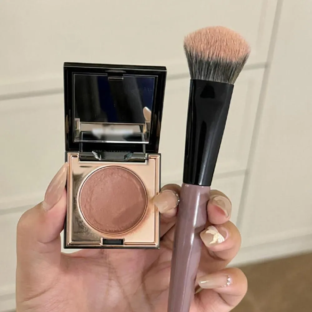 Powder blusher brush on slope Cream Liquid Blush Makeup Brushes Flat Small Precise Blush Brush Makeup Tools — image 1