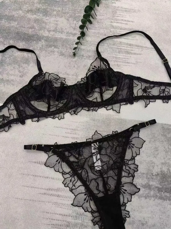 French Embroidered Lace Lingerie Set Large Bust Small Look Bra Wire Free Anti Sagging Top Sheer Bras for Women S-XL 32-38AB