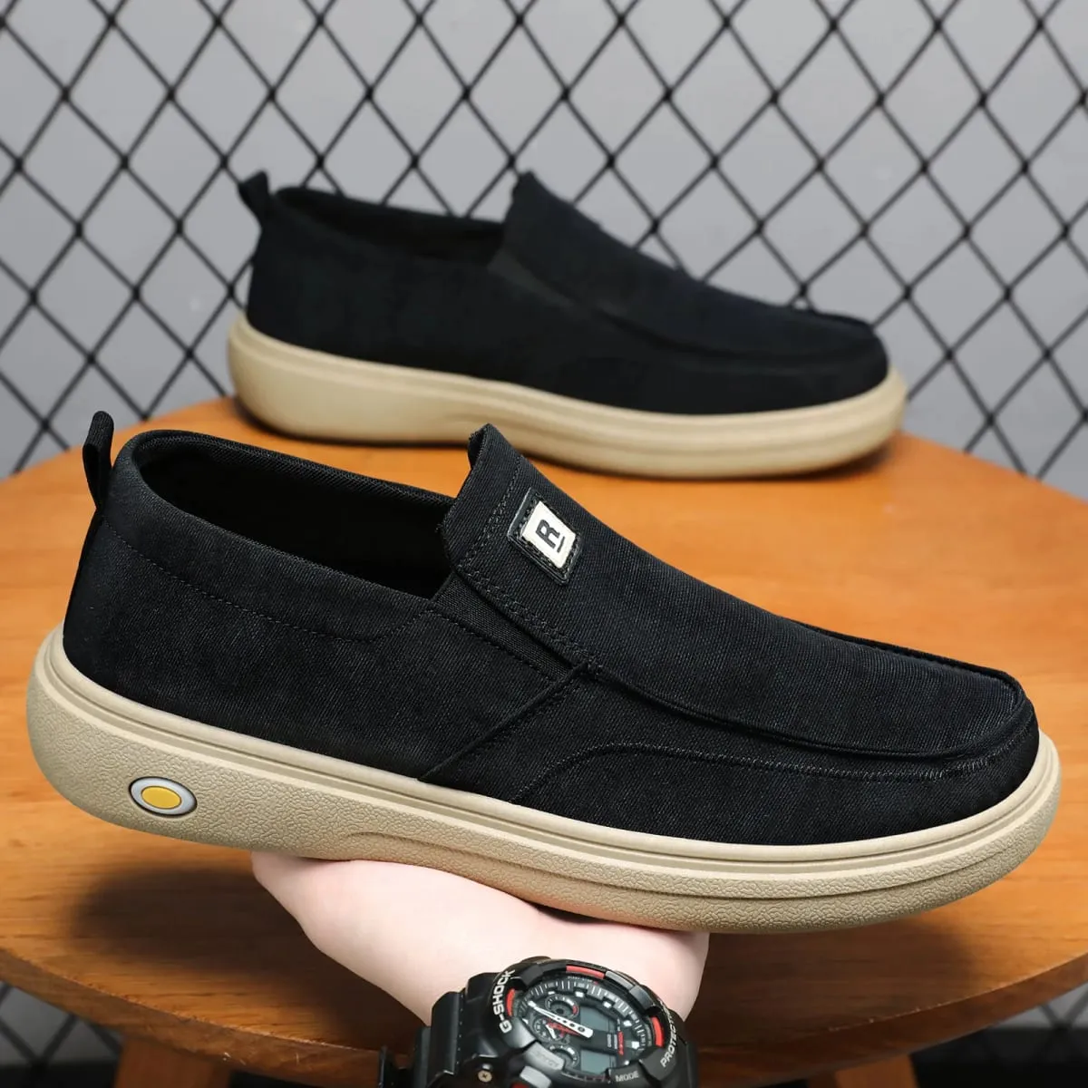 Quality of Fabric Shoes for Men's Summer Flat Casual Canvas Shoes Lightweight and Breathable Men's Shoes — image 2