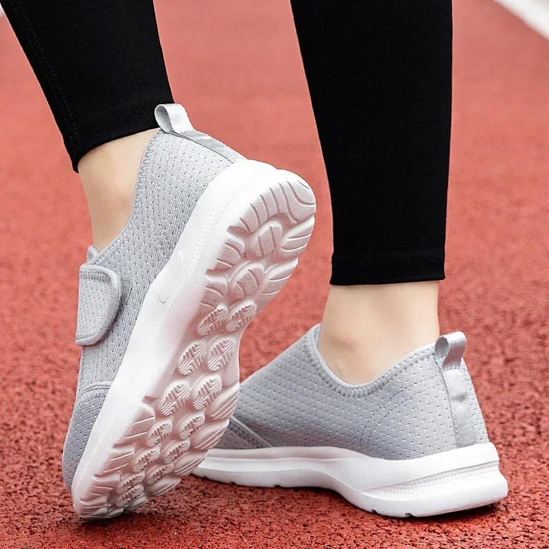 Men's Orthopedics Wide Feet Swollen Walking Casual Sneakers Unisex Thumb Eversion Adjusting Soft Comfortable Diabetic Man Shoes