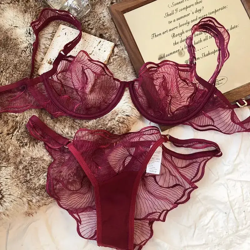 French Floral Embroidery Lace Bra Set For Women Ultra Thin Sheer Minimizer Bra Hollow Out Lingerie Brassiere Lightweight Fabric