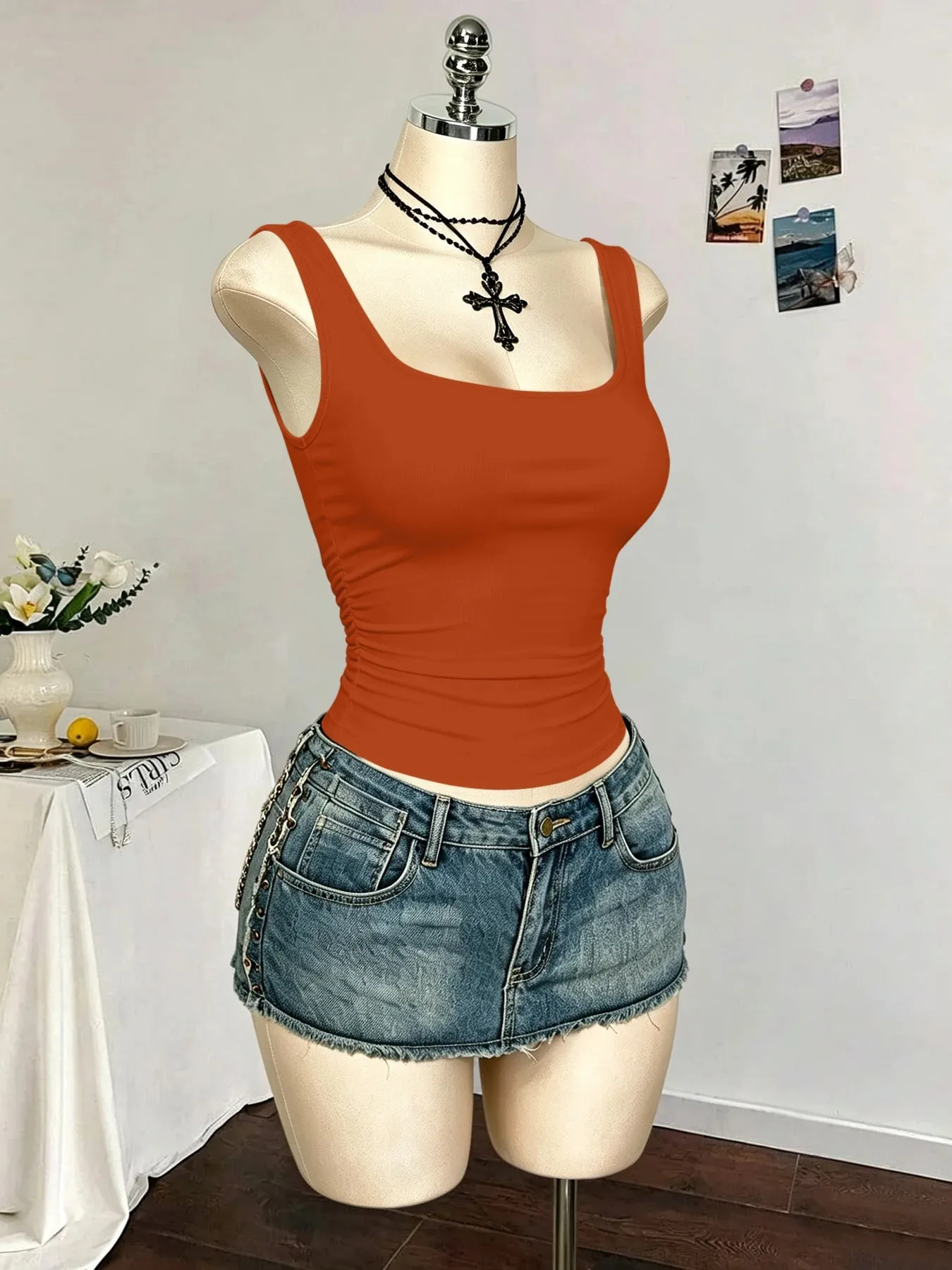 Women Square Neck Wide Strap Ribbed Tank Top Sleeveless Fitted Slim Casual Cami Top