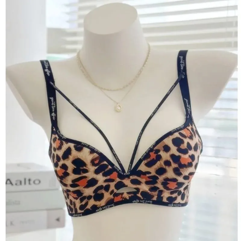 Chic Leopard Print Patchless Seamless Lingerie No Steel Ring Soft Thin Comfort Gather Small Breast Perfect Breast Shape S-XL set — image 6