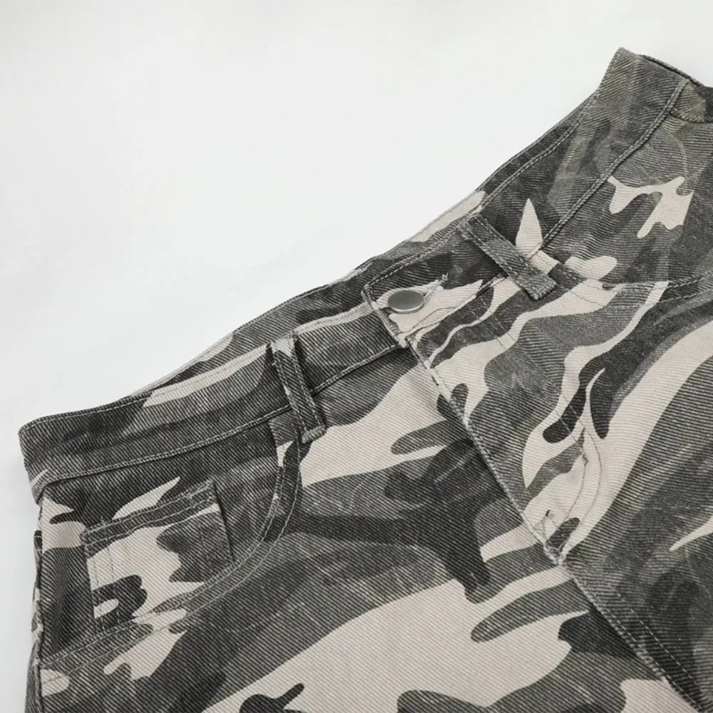 2026 American High Street Vibe Camouflage Jeans Men's Wide-Leg Bottom Spliced Patch Embroidery Loose Fit Trousers 17522 — image 5