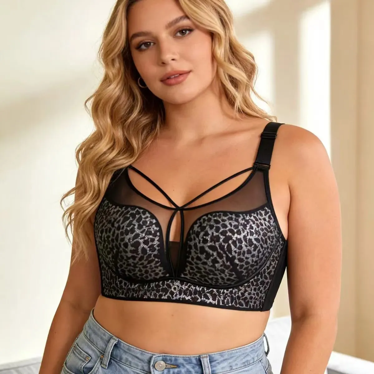Leopard Print Plus Size Minimizer Bra Wireless Adjustable Gathered Anti-Sagging Supportive Brassiere for Large Bust Women — image 1