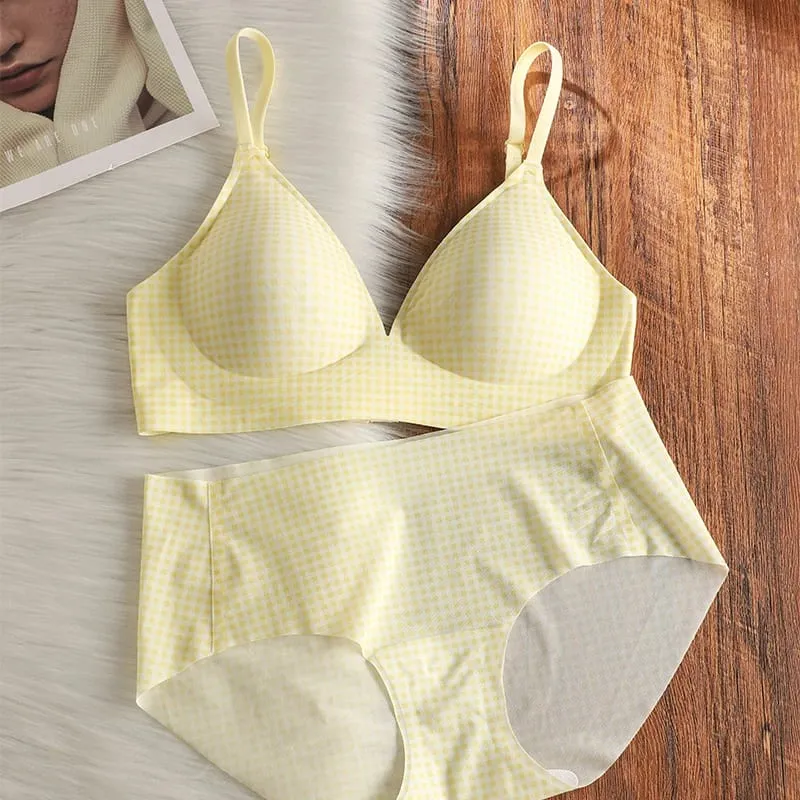 Elegant Seamless Bralette Small Bust Gathering Anti-Sagging Manipis Adjustable Straps Wirefree Comfort Fit UK Light Support Bra Set — image 12