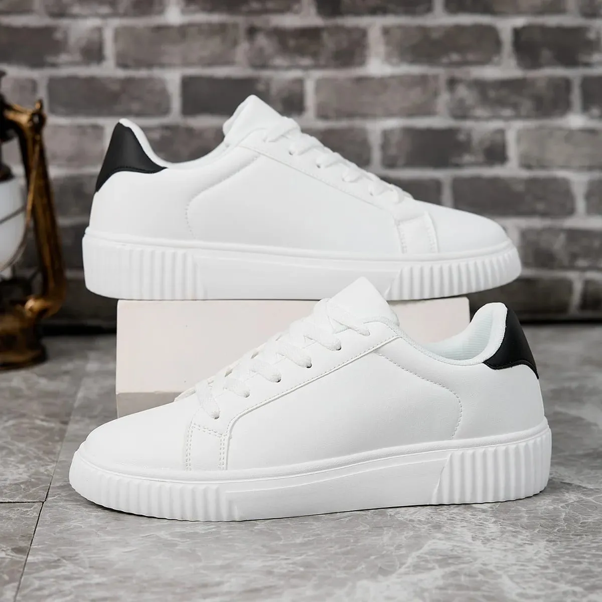 2024 New Men's Sneakers White Casual Shoes Fashion Couple Women Platform Flats All Matching Walking Sneakers for Men Board Shoes — image 3