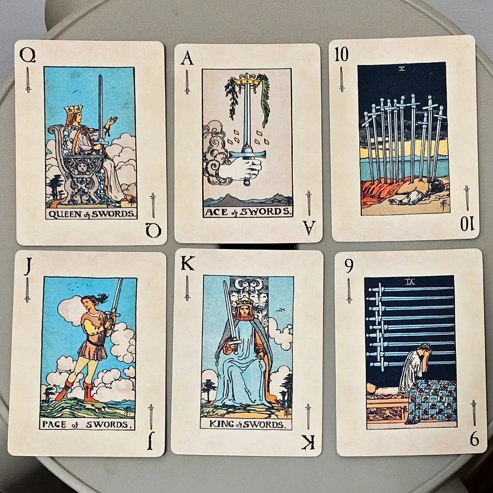 Baralho de cartas de jogo RWS: baralho de pôquer de 78 cartas de 9 * 6 cm ilustrado com imagens RWS combina tarô e cartas de jogar com relevo duplo — image 4