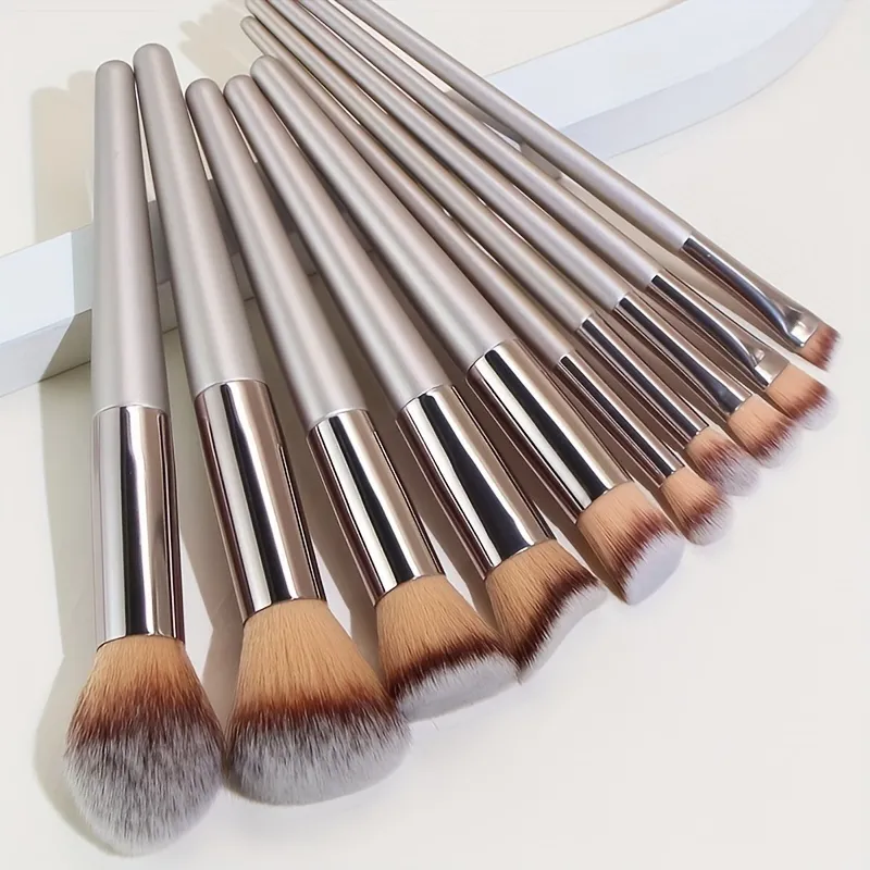 10 Pcs Champagne Gold Makeup Brushes Set Foundation Loose Powder Blush Concealer Eyeshadow Professional Beauty Tool Kit