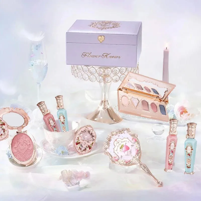 Flower Know Strawberry Rococo Coffret cadeau tout-en-un Kit de maquillage professionnel complet miroir de jardin Blush poudre crème pour les lèvres Flowerknows