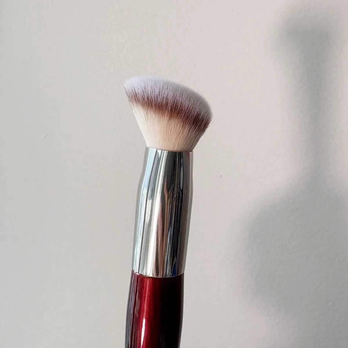 Core Complexion Trio Brush Set 3PC Face Brushes 116 Small Round Complexion 115 Contoured Foundation 114 Dual-Sided Concealer — image 4