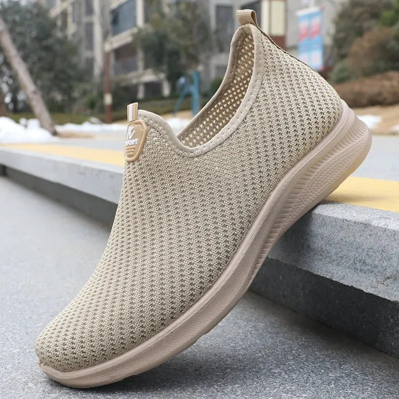 2025 Scarpe da uomo Casual Sneakers Primavera Estate Traspirante Suola morbida Leggero e conveniente Scarpe da ginnastica pigre Scarpe da uomo