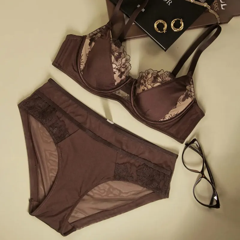 Big Bust D Cup Plus Size Color Block Lace Bra Set Thin Cup Full Coverage Brassiere Lingerie Set Curvy Women Underwear