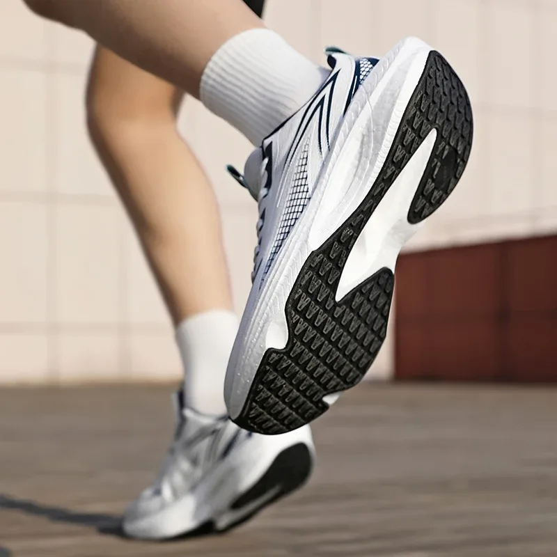 Lehké pánské běžecké tenisky Carbon Board Speciality Marathon Muži Sportovní Prodyšné Chůze Atletické Neklouzavé tenisky Muž — image 1