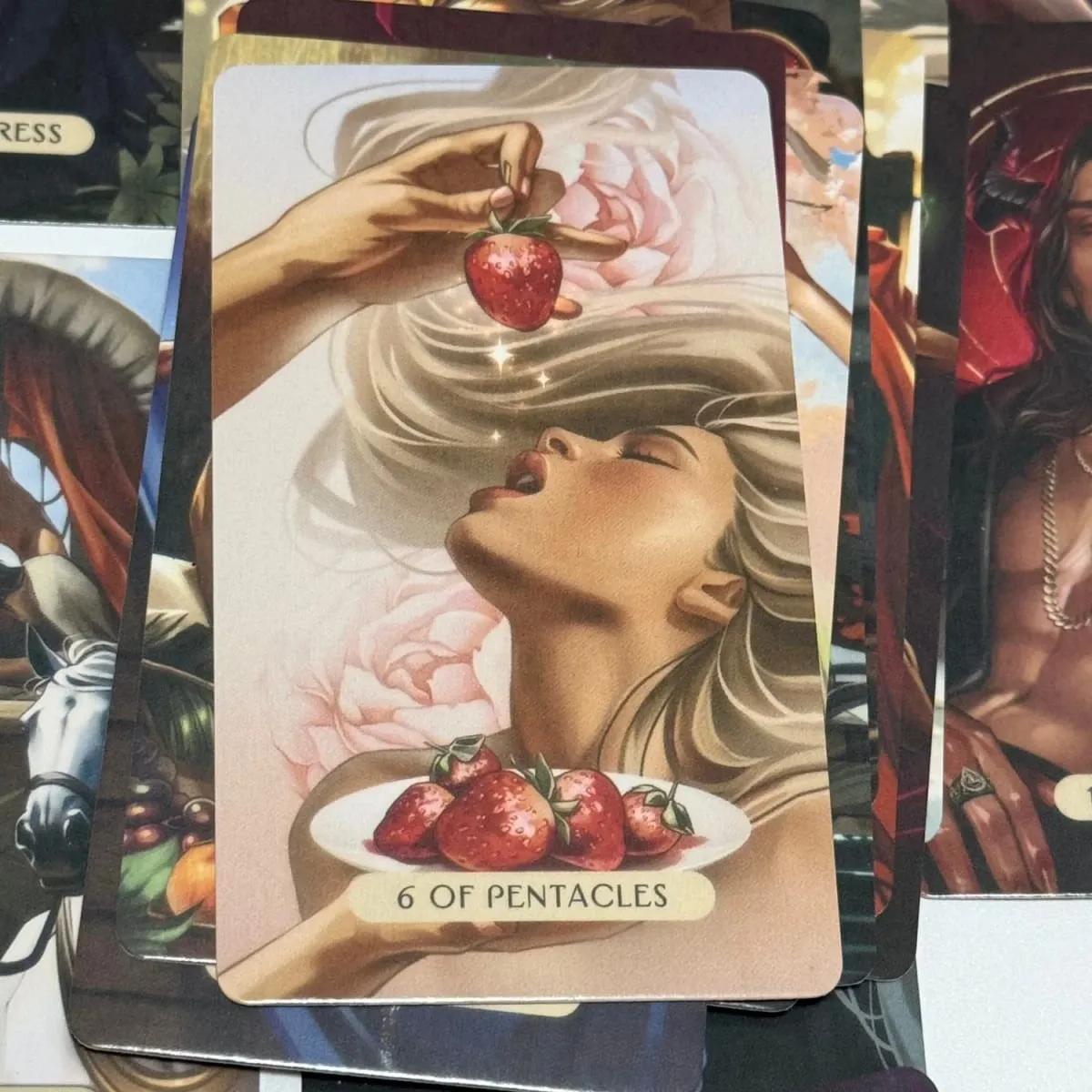 The Love and Lust Tarot Modern Art Style 10.3*6cm 78-Card Deck for Passion Intimacy & Soulful Love Readings - — image 5