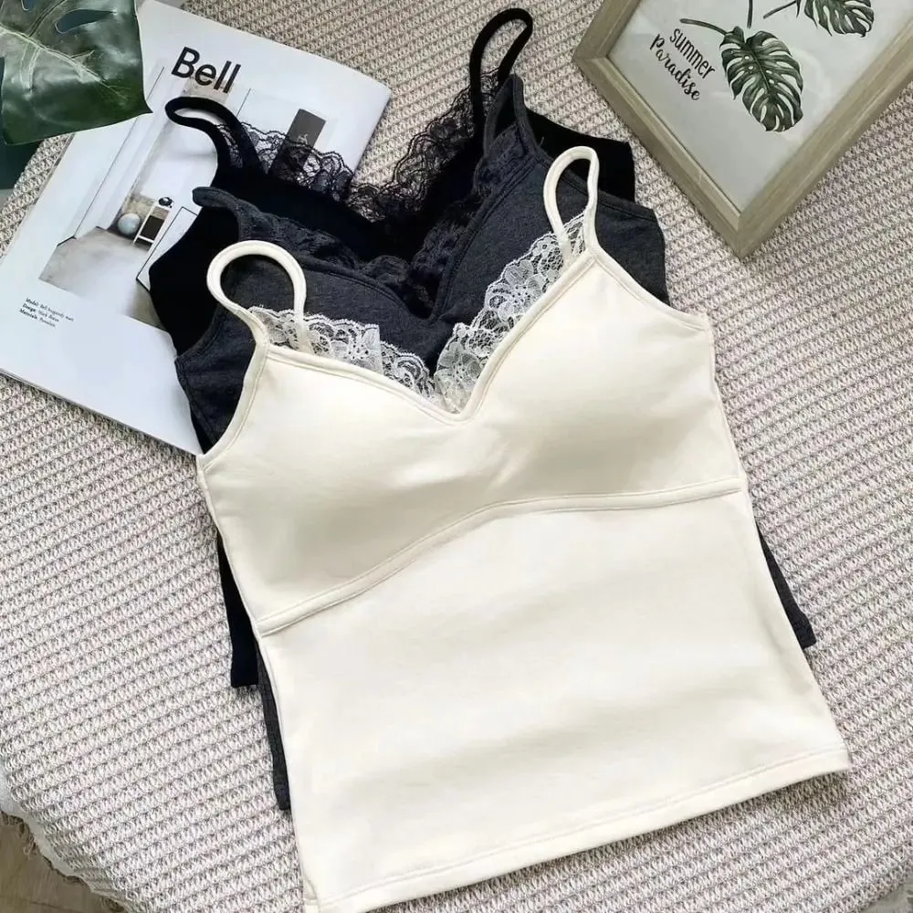 Autumn/Winter Fitted Lace-trimmed Camisole V-Neck Comfortable Slim Fit Camisole Top Soft with Padded Bra Women's Top