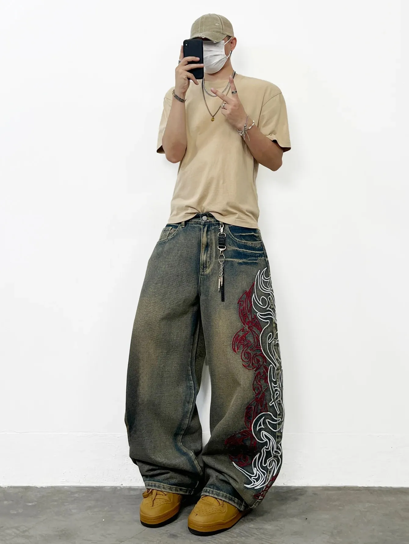 American Retro Two-Tone Totem Embroidery Design Vintage Washed Baggy Wide-Leg Jeans Y2K Hip-Hop Streetwear Stylish Long Pants — image 8