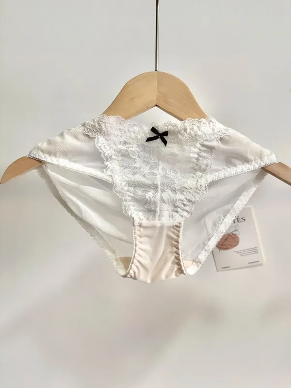 Conjunto de Lingerie Feminina com Fecho Frontal Sutiã Push-Up Sem Aro Com Bojo Fino Alças Delicadas Sexy e Requintado — image 7