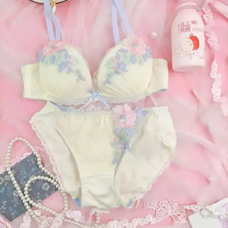 Sweet Lolita Lingerie Set: Floral Lace Applique Push Up Bra & Panty Set Cute Sexy Underwear — image 8