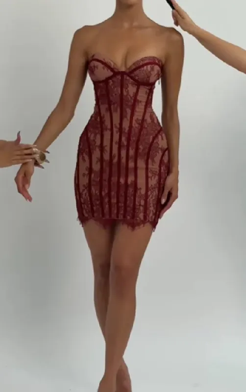 Elegant Chic Gauze Fishbone Party Gown Off-shoulder Strapless Maxi Dress Women Lace Shaping Waist Vestidos 2026 Evening Dresses