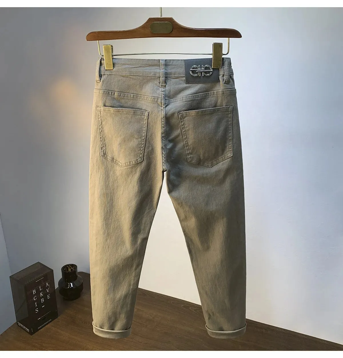 Calças de brim masculinas de luxo leve 2025 verão fino estiramento cônico pequeno perna reta casual versátil denim calças de cor sólida — image 9