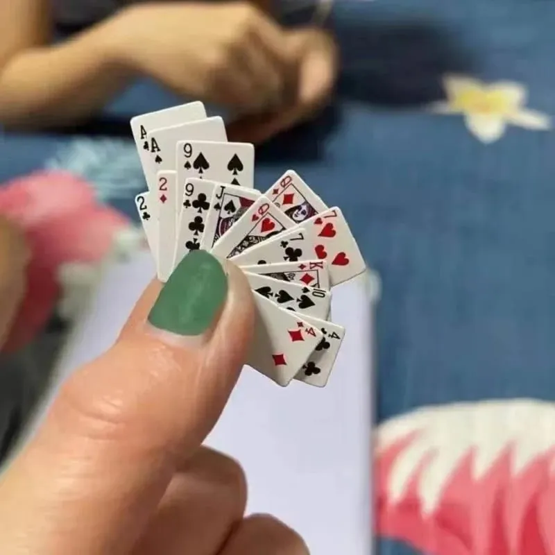 Mini Cartoon Playing Poker Fun Cards Student Stress Relieving Board Games Small Toys Casual Fingertip Playing Poker — image 5